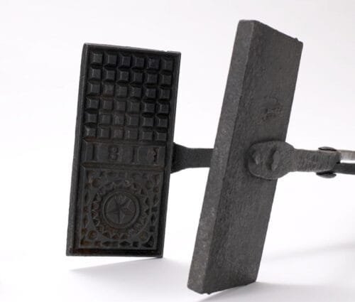 cast iron waffle iron